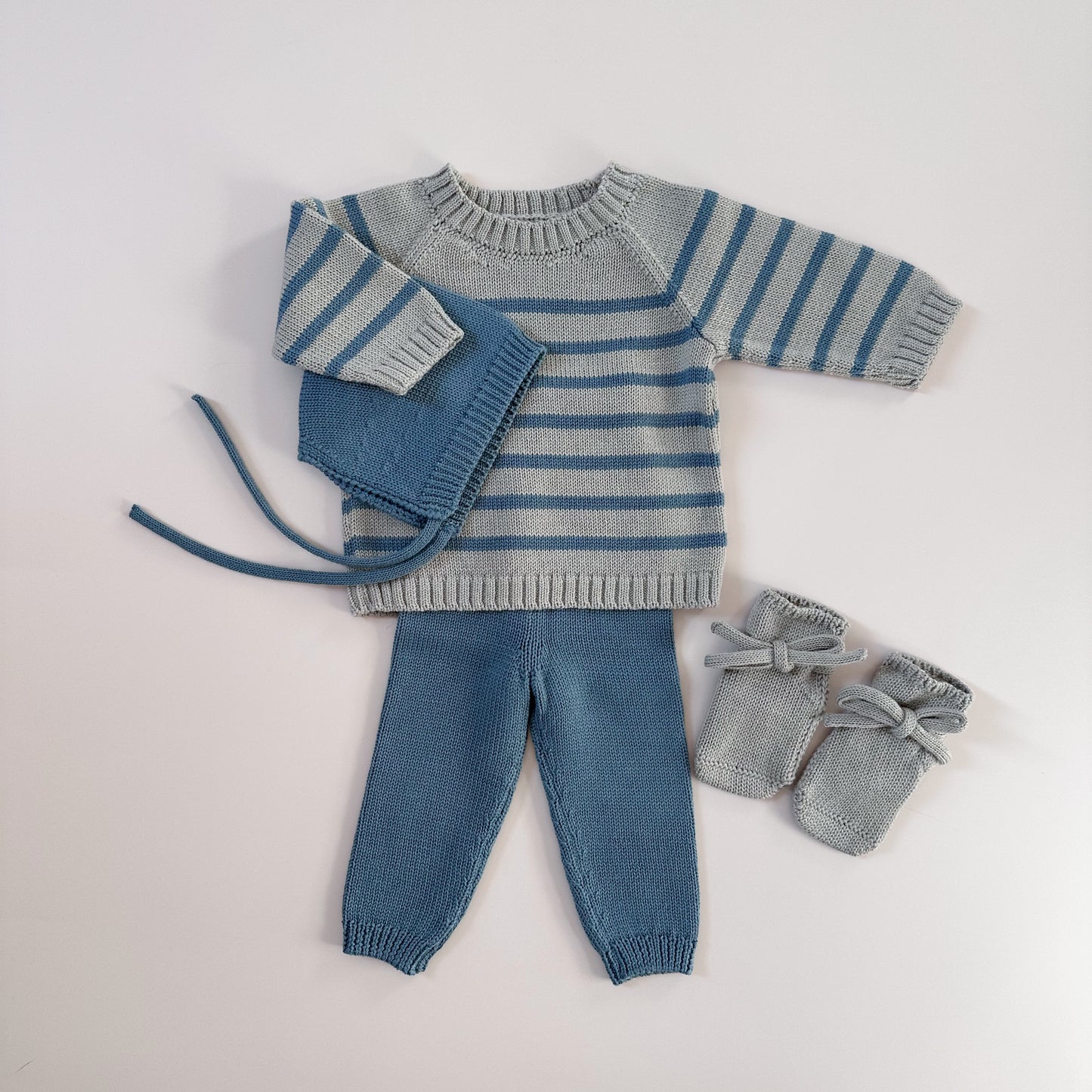 Babypullover aus Bio Merinowolle mit Streifen in Dusty Teal